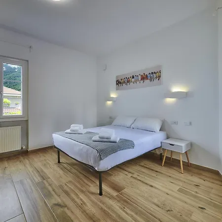 Casa Giuditta With Air Conditioning And Pool Διαμέρισμα Lierna